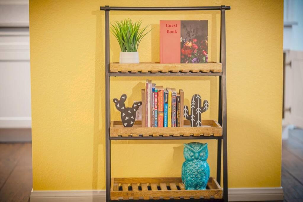 New! Jt Sunshine House Cozy, Artsy & Comfy, Dog Friendly, 3bd Joshua Tree